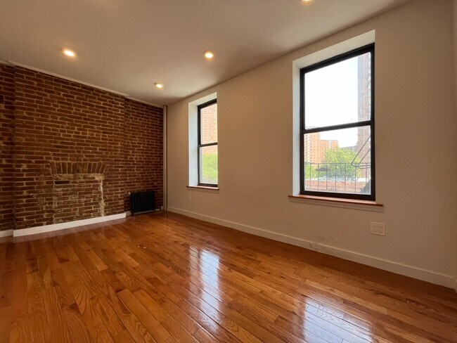 Floorplan - 3135 Broadway