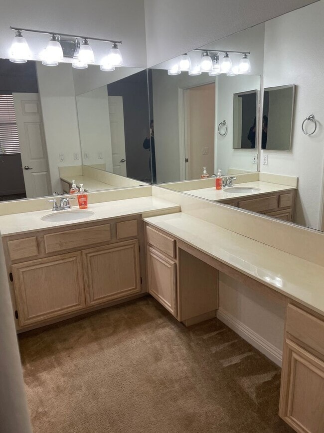 Building Photo - Welcome to Remington 50% off first month rent SPECIAL!!!