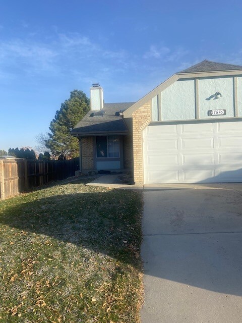 Building Photo - 17676 E Bethany Cir