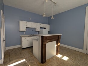 Building Photo - Clifton