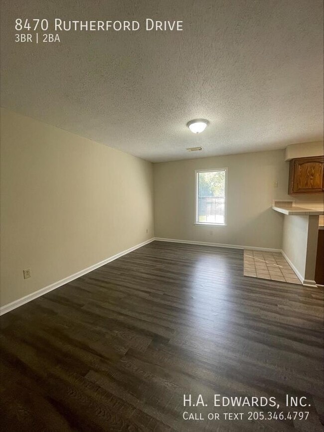 Building Photo - 8470 Rutherford Dr