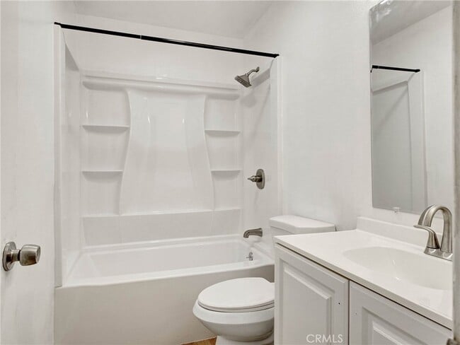 Building Photo - 4727 W 147th St