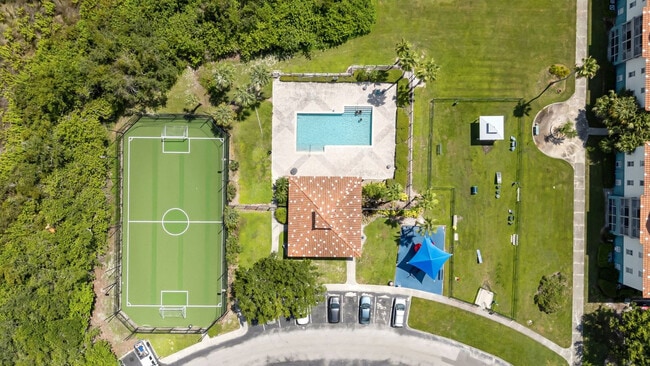 Building Photo - 7607 Southern Brook Bend