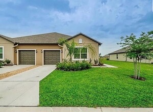 Building Photo - 13363 Crest Lake Dr