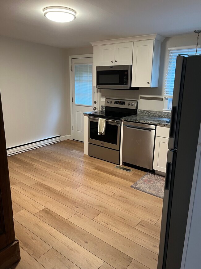 Kitchen with Rear Entry/Exit - 15 Townhouse Rd