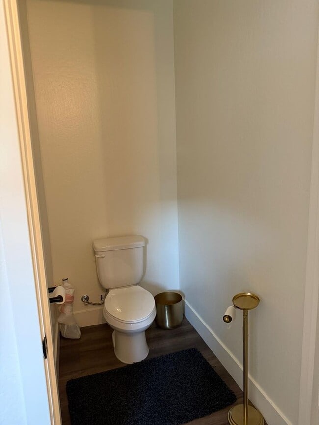 Building Photo - Don't miss the chance to view this stunning in Bakersfield - Flexible Leases available -  Coming ...