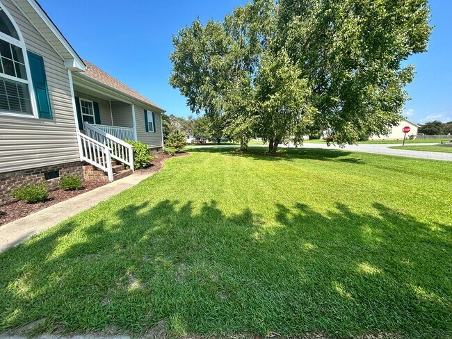 Building Photo - 100 W Heron Ct