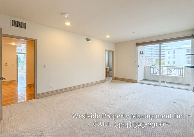 Building Photo - 1337 Wellesley Ave