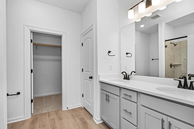 Building Photo - 40700 Pessi Rd