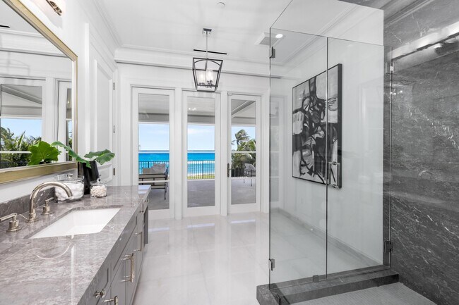 Building Photo - 2315 S Ocean Blvd