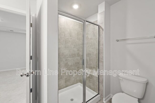 Building Photo - 1129 Lily Loch Wy