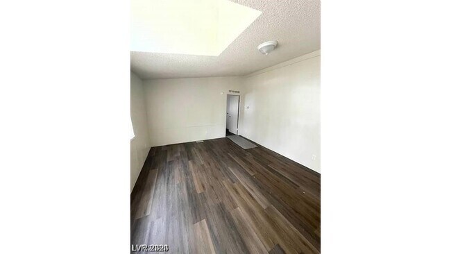 Building Photo - 5255 Sir James Way