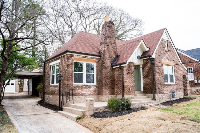 Building Photo - 1395 Winburn Dr