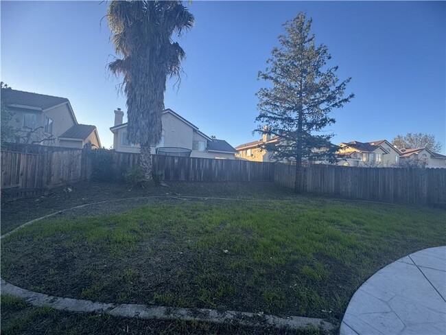 Building Photo - 4504 Muledeer Ct