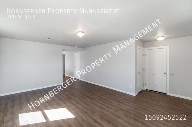 Building Photo - 9105 W Red St