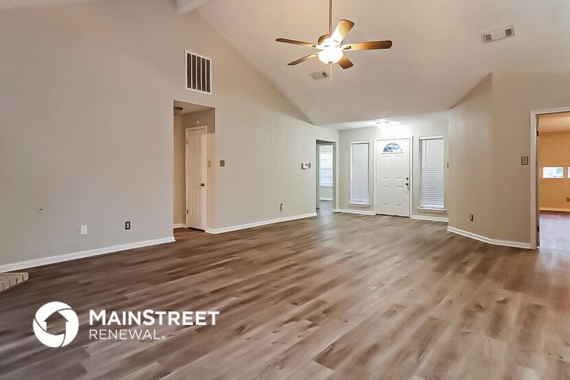 Building Photo - 2627 S Brompton Dr