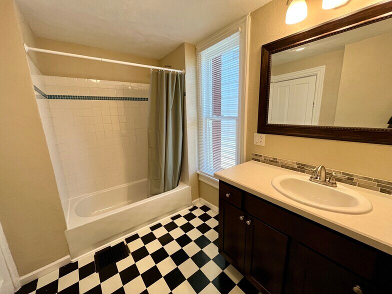 Bathroom - 825 10th St NW