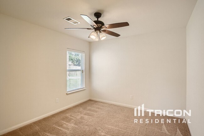 Building Photo - 1026 Barrymore Ln