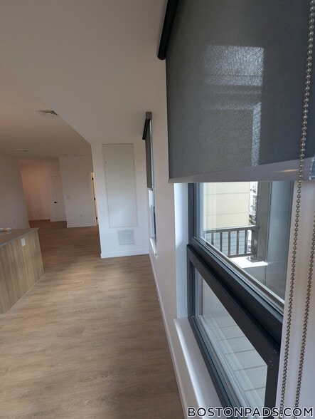 Building Photo - 199 Gardner St