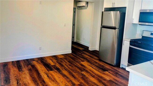 Building Photo - 1807 S Gramercy Pl