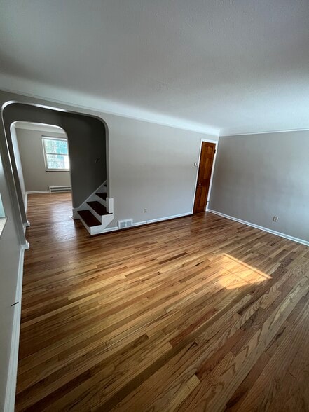 Front living room with closet - 270 E 200th St