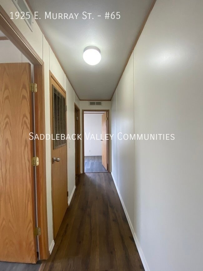 Building Photo - 1925 E Murray St