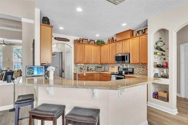 Building Photo - 9957 Oak Quarry Dr
