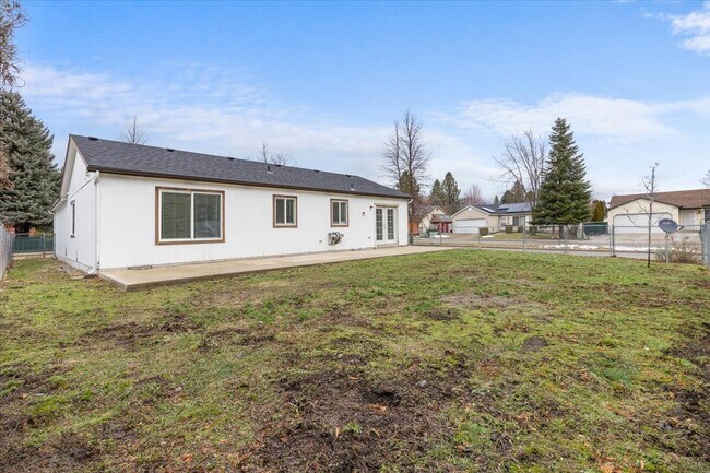 Building Photo - 6648 W Legacy Dr