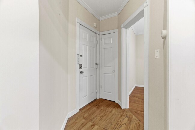 Building Photo - 6045 JFK Blvd E