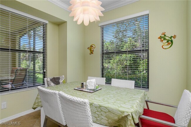 Building Photo - 9832 Venezia Cir