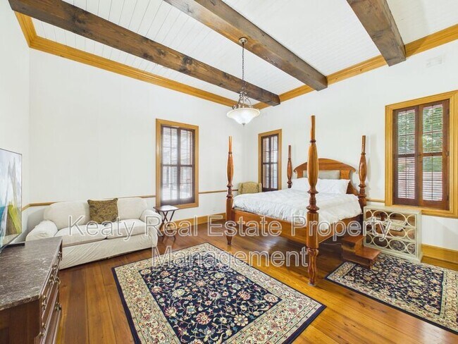 Building Photo - 104 Studio Ct