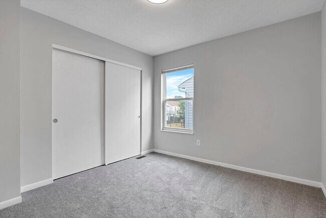 Building Photo - 3112 Fabyan Dr