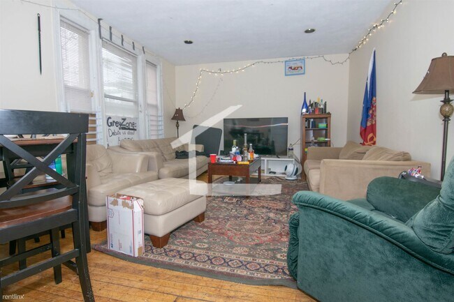 Building Photo - 6 br, 3 bath House - 28 Wadsworth St