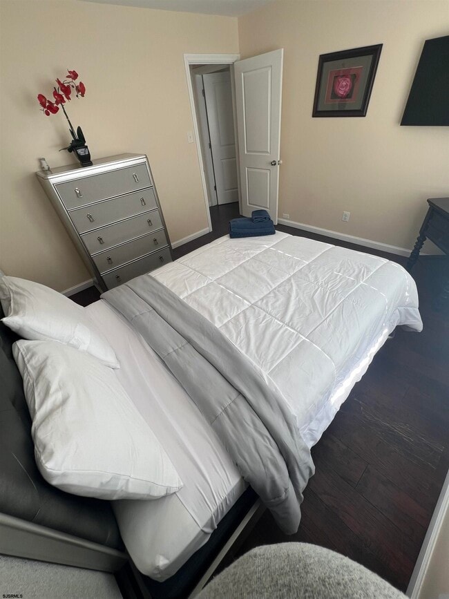 Building Photo - 239 N Derby Ave