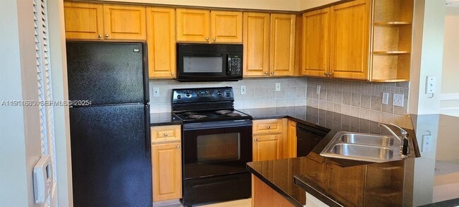 Building Photo - 2032 Alta Meadows Ln