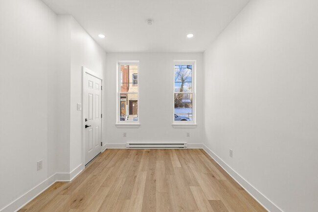 Building Photo - 2345 N 16th St