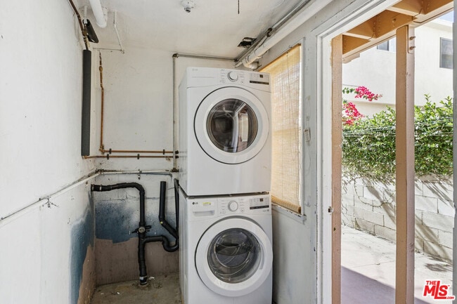 Building Photo - 1141 S Shenandoah St