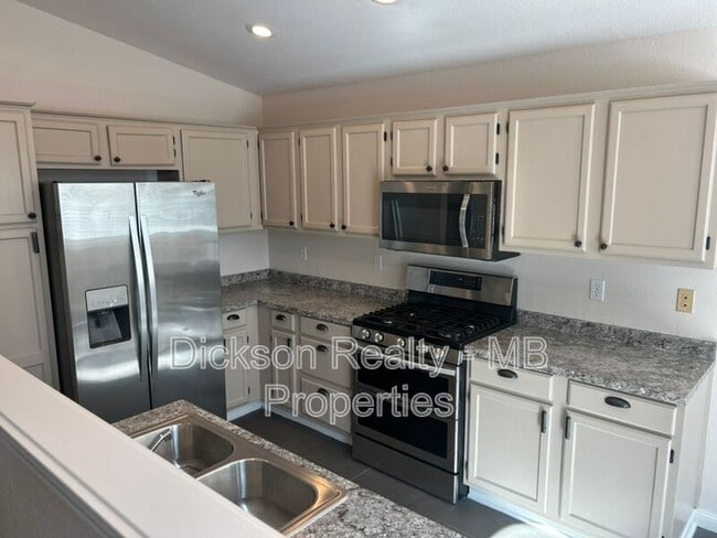 Building Photo - 6164 Greenbrook Dr