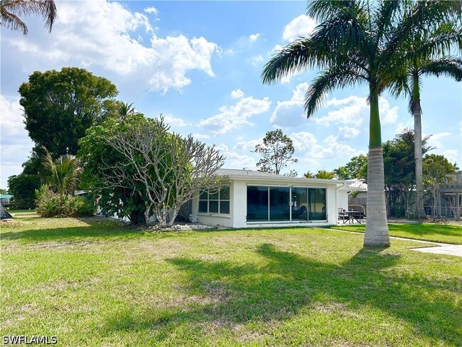 Building Photo - 337 Shore Dr