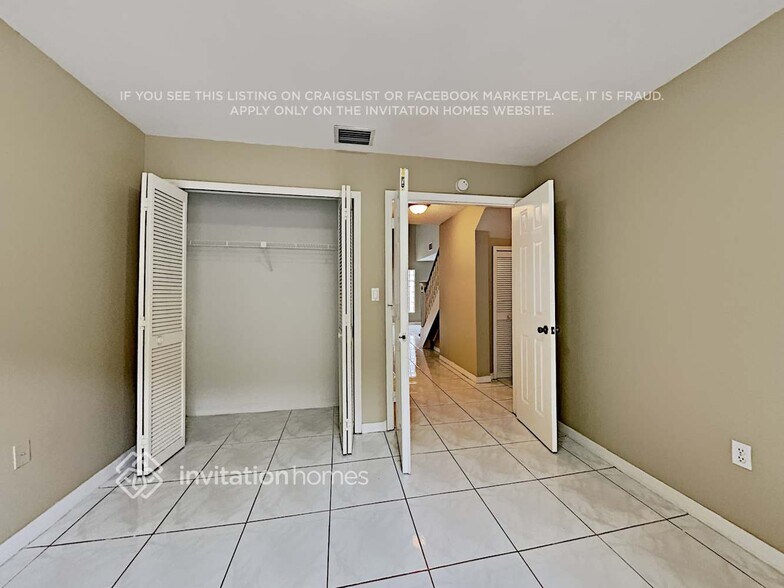 Building Photo - 8393 SW 163rd Ct