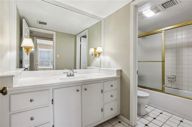 Building Photo - 103 La Rue Pl NW