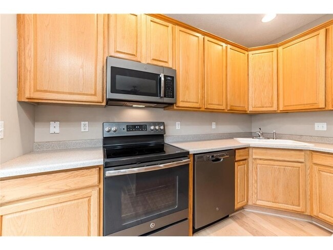 Building Photo - 15726 Frisian Ln