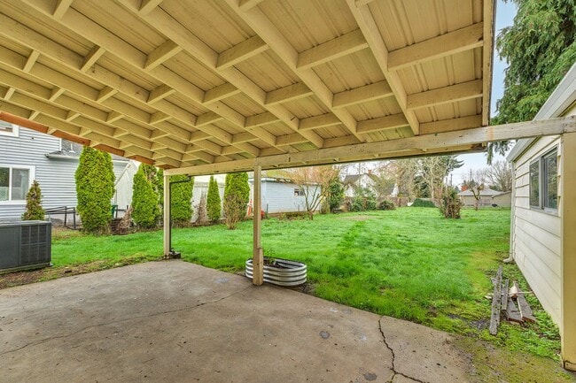 Building Photo - 2 bed 1 bath home in the heart of downtown Forest Grove