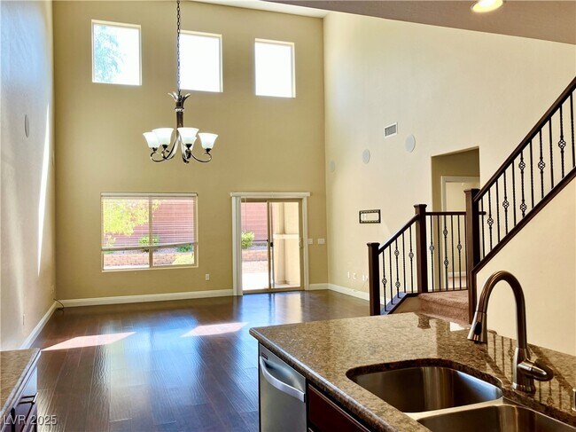 Building Photo - 5787 Mesa Mountain Dr