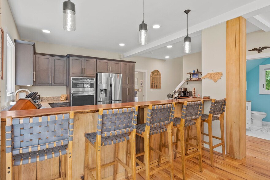 Building Photo - 114 Greenwood Acres Dr