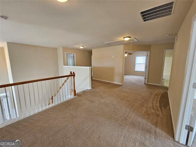 Building Photo - 3755 Long Lake Dr