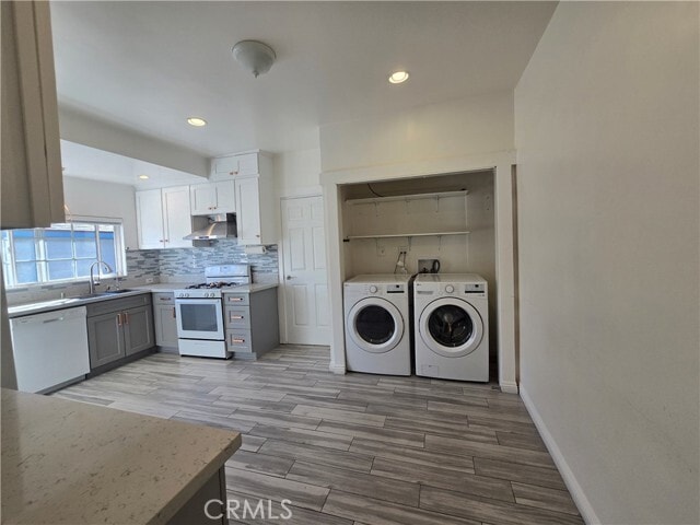 Building Photo - 396 N Mentor Ave