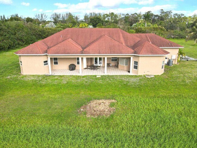 Building Photo - 14094 43rd Rd N