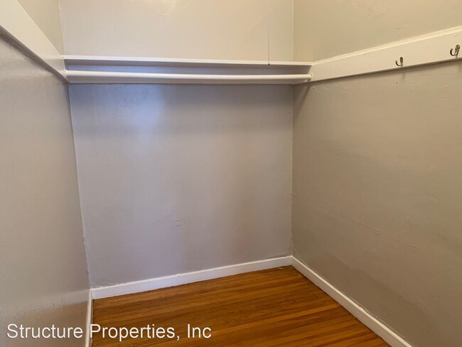 Building Photo - 777 Haight St