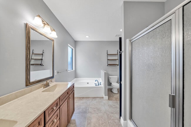 Building Photo - 4628 Hermosa Rd